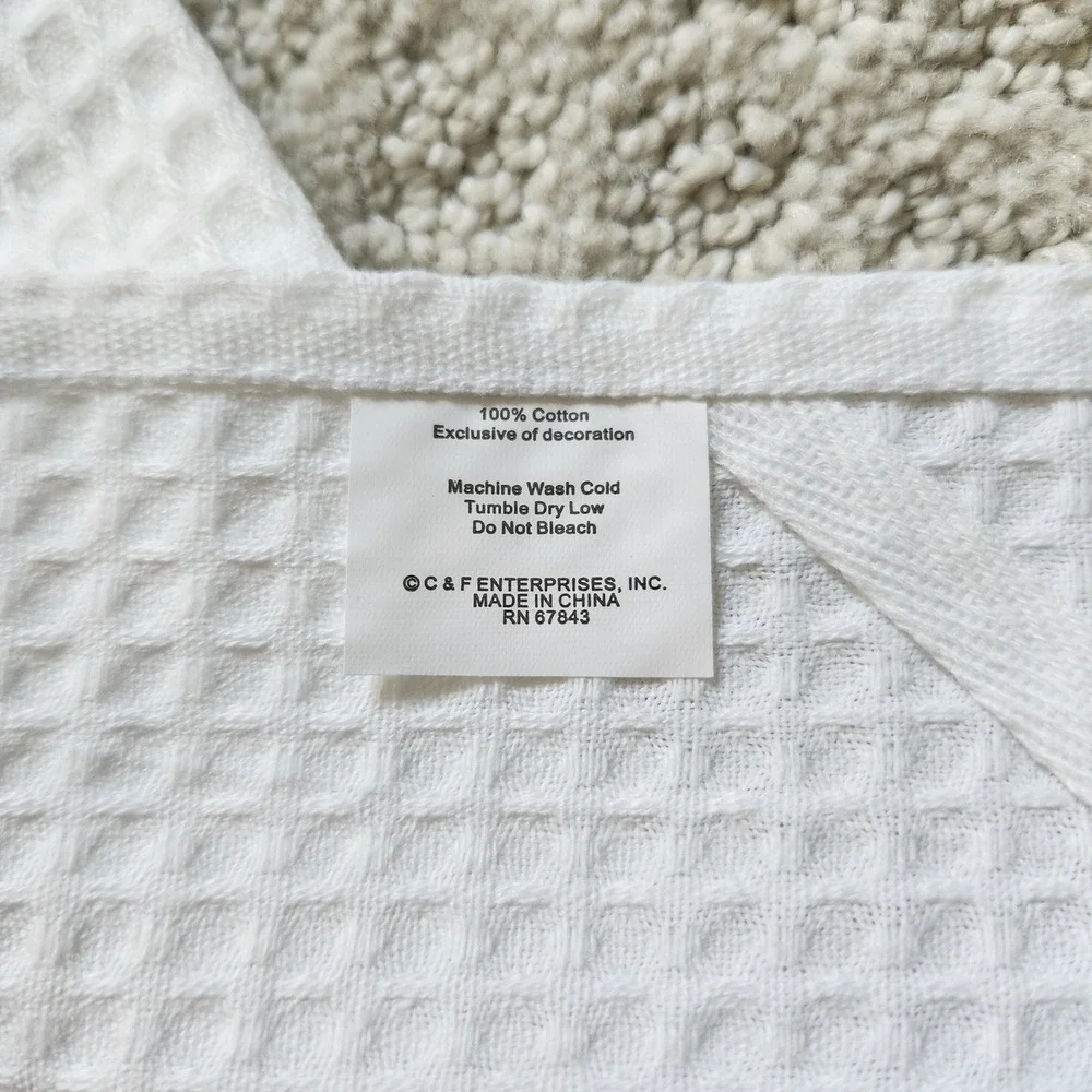 Dogs on Sled Waffle Weave Kitchen Towel White Cotton Christmas Holiday NWT‎